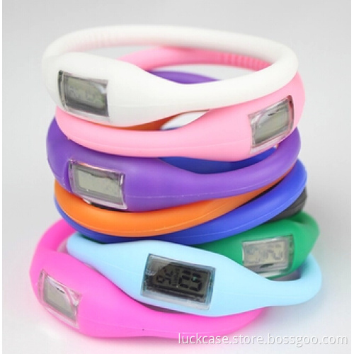 2014 newest fashion custom cheap silicone rubber sport watch wristbands